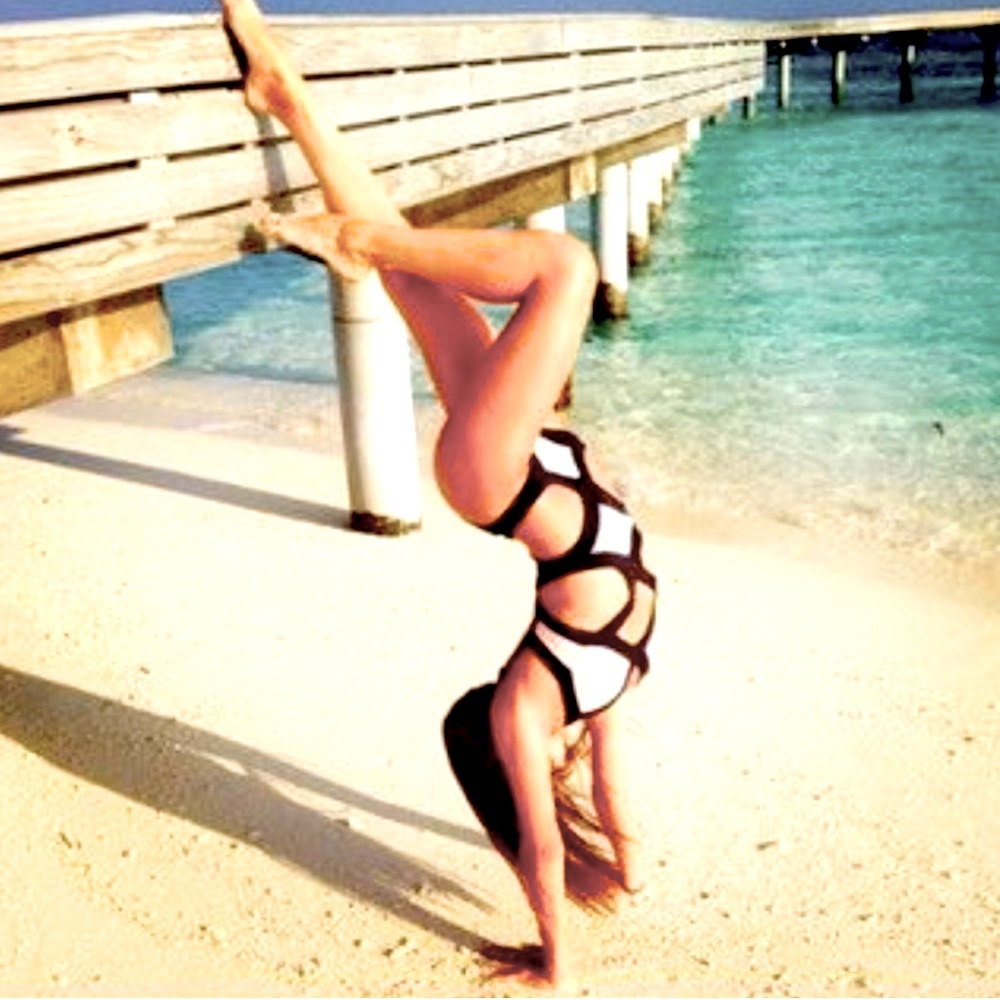 Agent Provocateur Mazzy sold out swimsuit AP 4 large - Picture 8 of 12